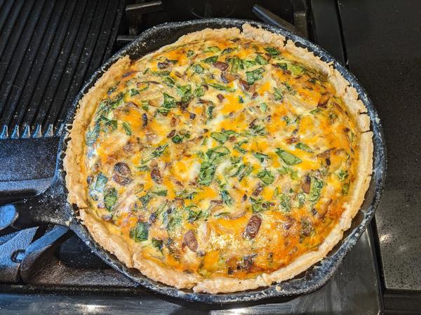Mushroom and spinach quiche
